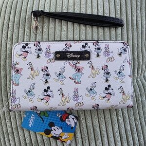 Disney Mickey Mouse Wristlet Wallet